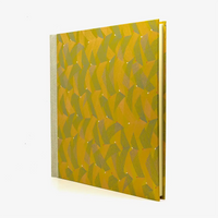 30x30cm-60Seiten-Creme-Fotoalbum-cover-Chiyogami-Motiv-Saitenspiel-Gold-seitlich-von-vorn