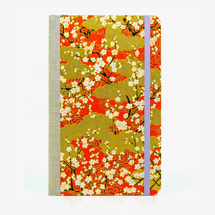 Notizbuch | dotted | 192 Seiten | A5small | Cover: Chiyogami | Motiv: Sakura auf goldenen Wolken