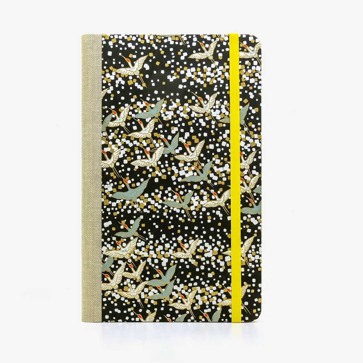 A5-dotted-small-chiyogami-cover-motiv-kranich-weiss-auf-Schwarz-vorn