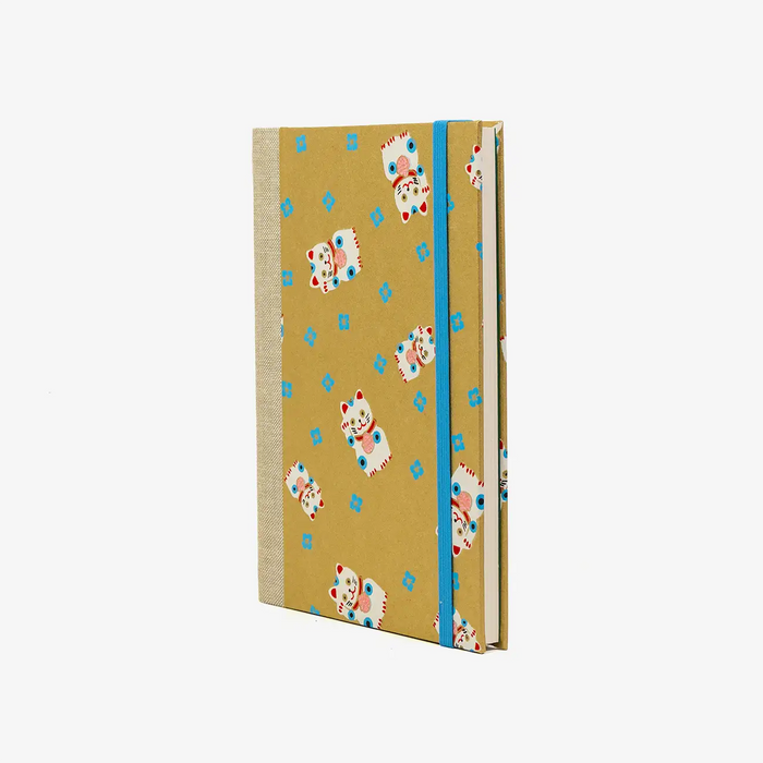 Aquarellskizzenbuch-17x12_2cm-32Seiten-100_Baumwolle-270g-mit-cover-Chiyogami-bezogen-Motiv-Winkekatze-gold-seitlich-vorn