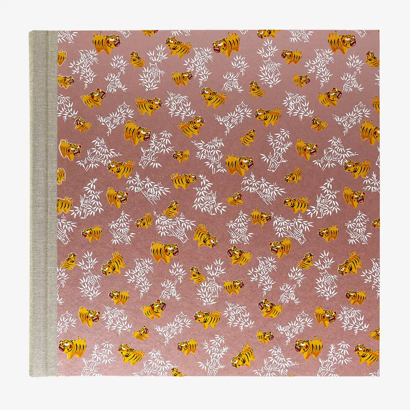 Blaupause-Fotoalbum-H30xB30cm-60-cremefarbene-Seiten-Motiv-Chiyogami-Papier-Tiger-auf-pearlrosa-von-vor