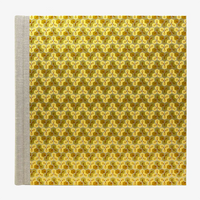 Blaupause-Fotoalbum-H30xB30cm-60-cremefarbene-Seiten-Motiv-Chiyogami-Waben-Gold-von-vorn