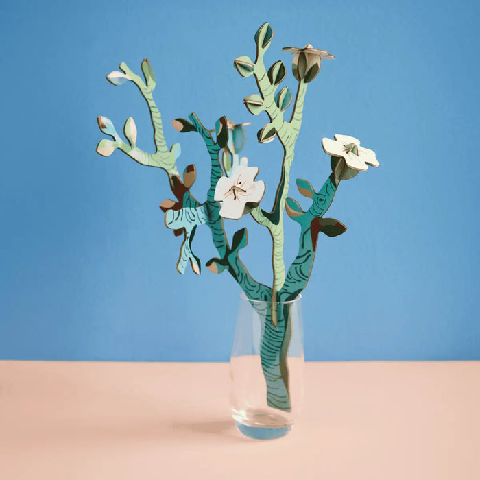 BlumenstrausausPapier-Van-Gogh-Almond-Blossom-aufgebaut-in-einer-Vase-2