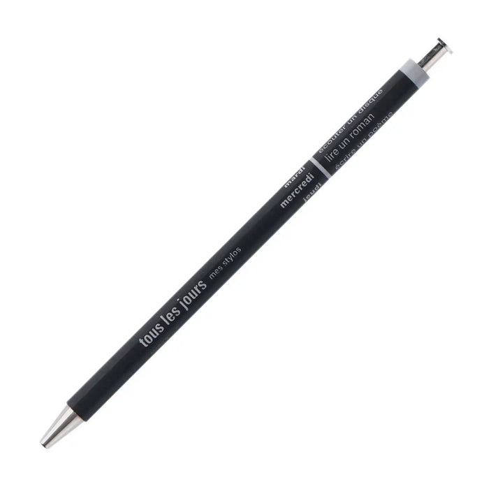 DAY-BP1-BK_2_black-ballpoint-pen-marks_-Produktansicht-2
