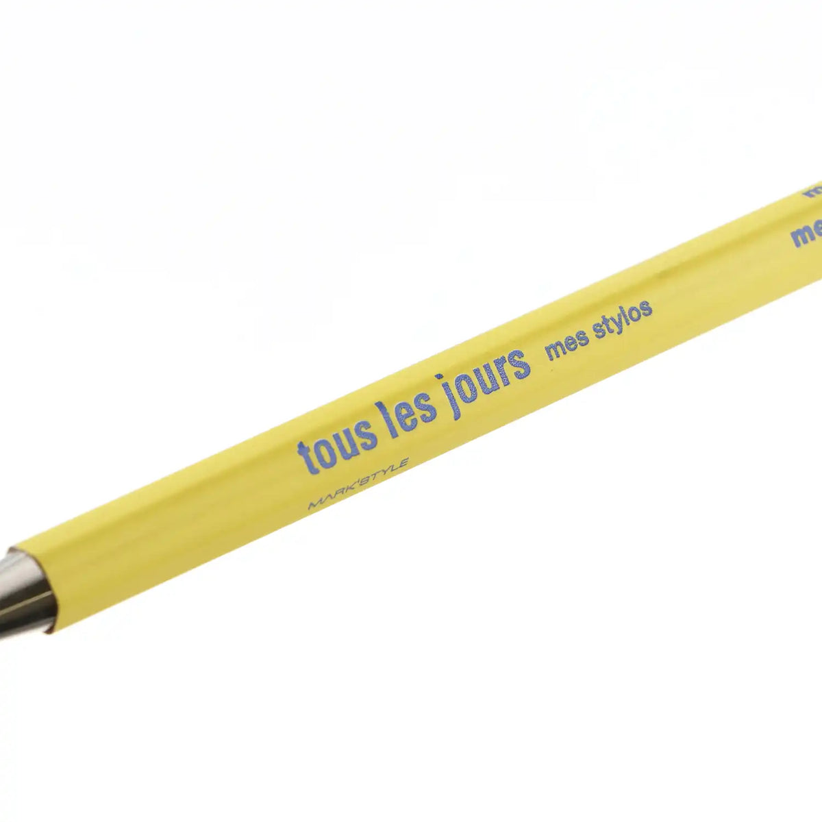 DAY-BP6-MD-Mustard-Ballpoint-pen-marks-1_-Produktansicht-Detailansicht-Body