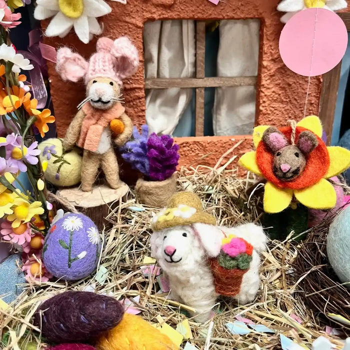 Handgefertigte Hängedekoration / Ostern / Reilly der Hase