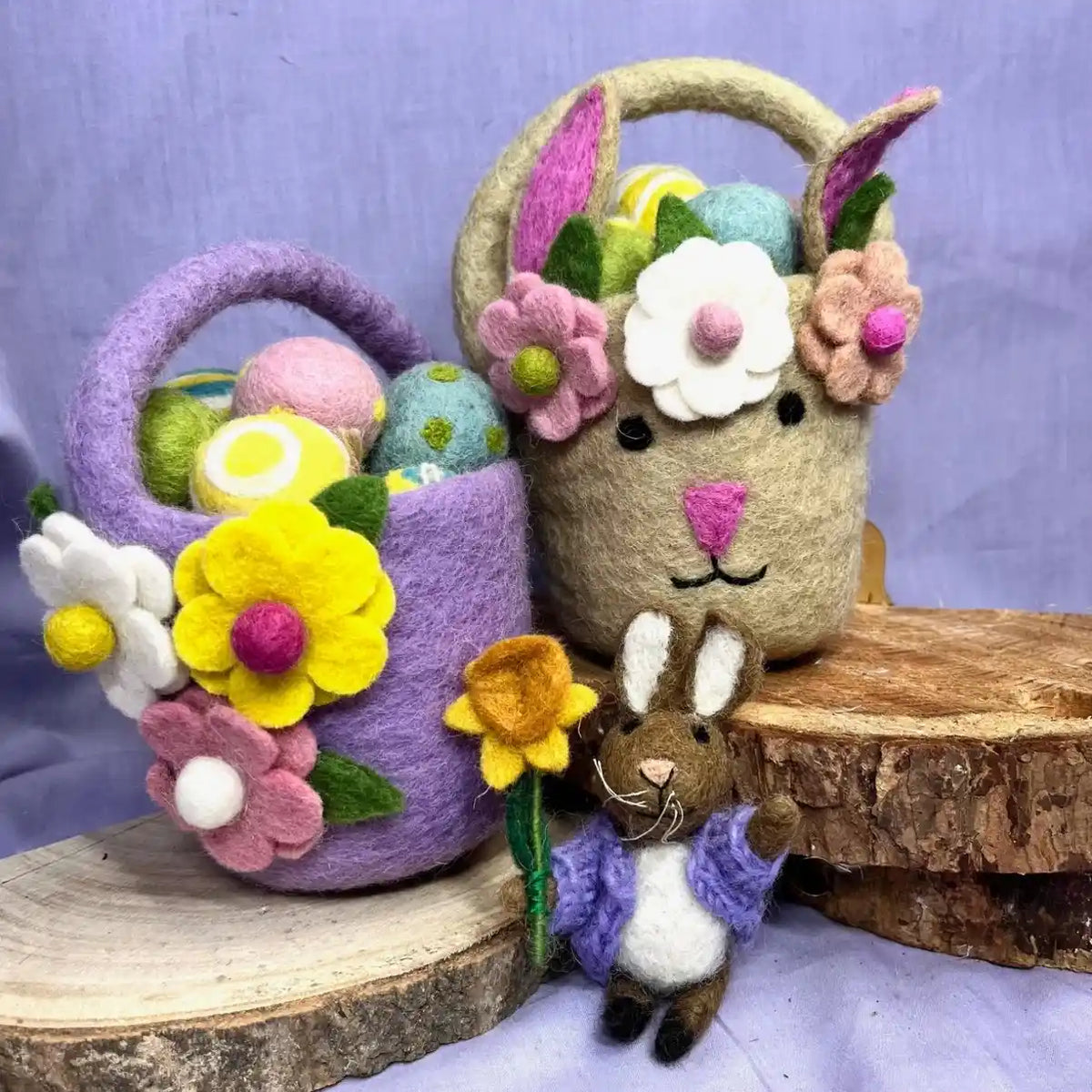 Handgefertigte Hängedekoration / Ostern / Remi der Hase