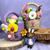 Handgefertigte Hängedekoration / Ostern / Remi der Hase