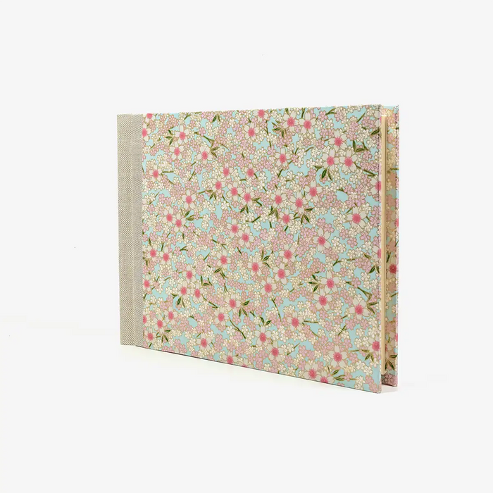 Fotoalbum-15x20cm-60Seiten-creme-Fotokarton-cover-chiyogami-Papier-Motiv-Bogen-840C-Blumen-seitlich-vorn