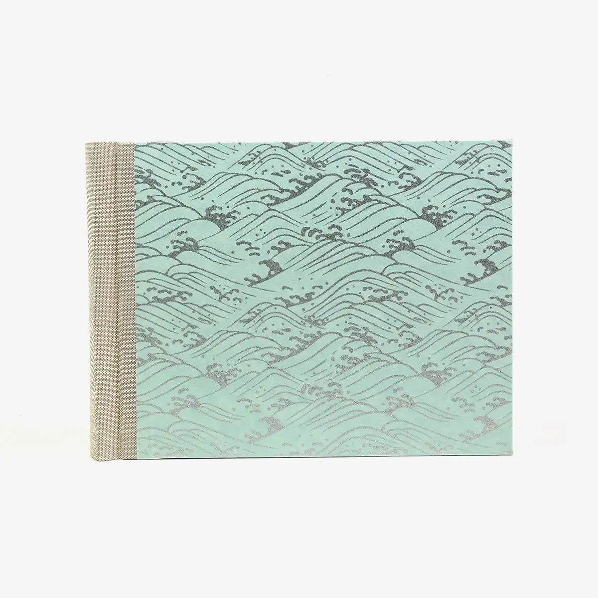 Fotoalbum-15x20cm-60Seiten-creme-Fotokarton-cover-chiyogami-Papier-Motiv-nami-Welle-silber-auf-hellblau