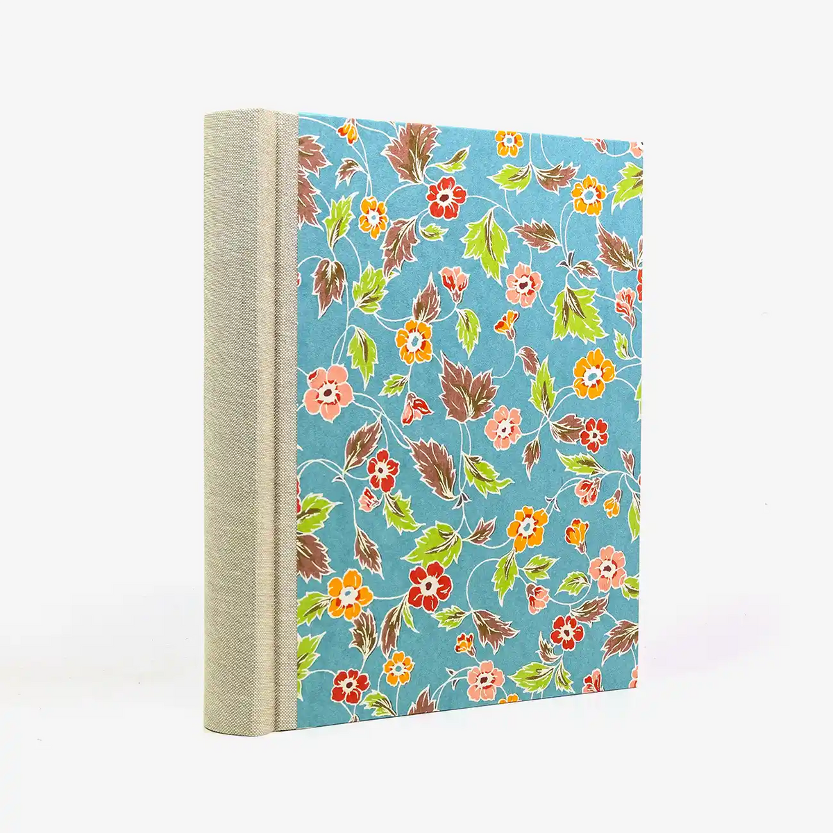 Fotoalbum-24x20cm-60Seiten-creme-Fotokarton-Cover-Katazome-shi-Motiv-Blumenornament-blau-seitlich-von-hinten