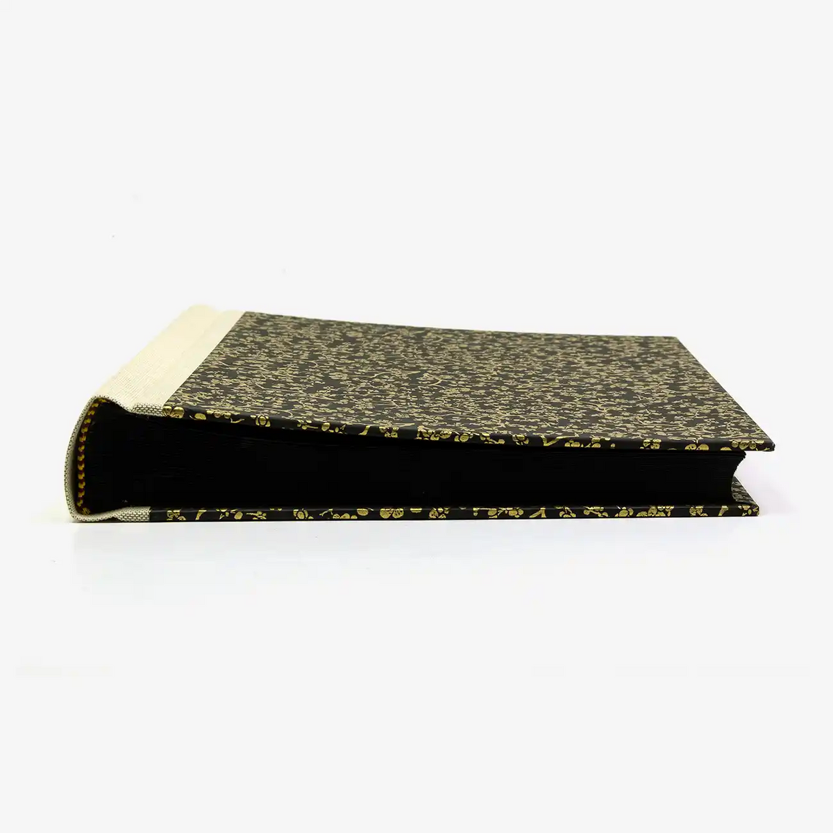 Fotoalbum-24x20cm-60Seiten-schwarzer-Fotokarton-Cover-Chiyogami-Motiv-Sakura-liegend-von-vorn
