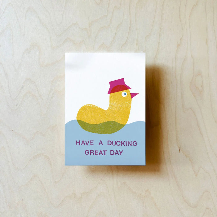 Jung-wie-alt-Postkarte-A6-300grm-Ducking-Day-Produktansicht