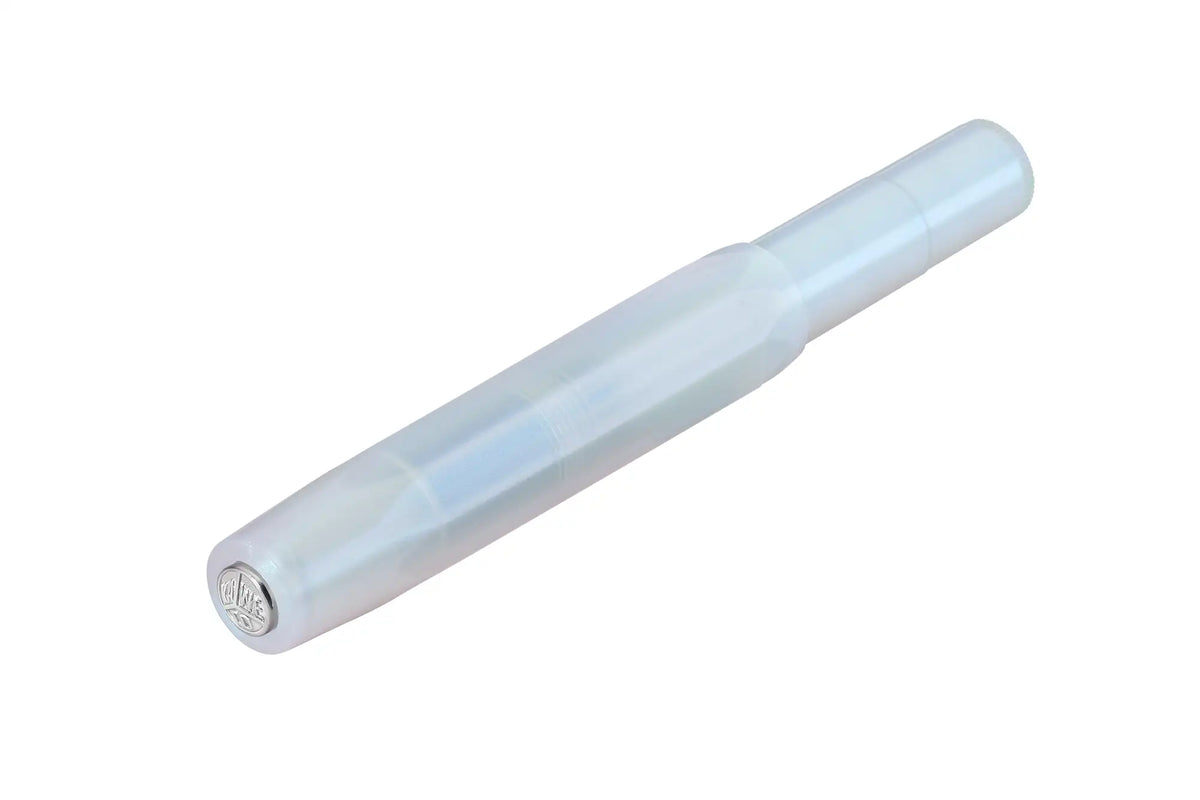 Kaweco-Lunar-Sport-LightBlue-FP-Fueller-geschlossen-seitliche-Ansicht-von-der-Kappe