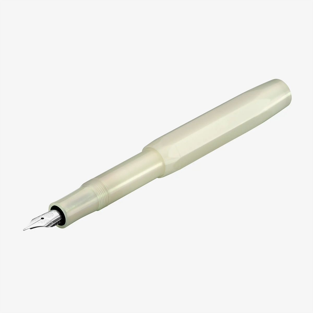 Kaweco-Lunar-Sport-LightGreen-FP-Detail-Front-1