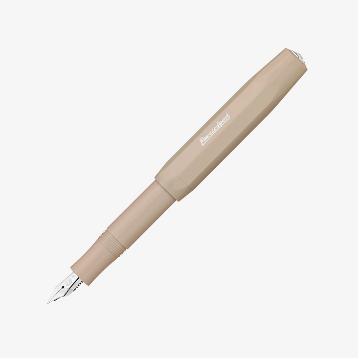 Kaweco_Skyline_FP_Macchiato-Fuellhalter_-Produktansicht-geoeffnet
