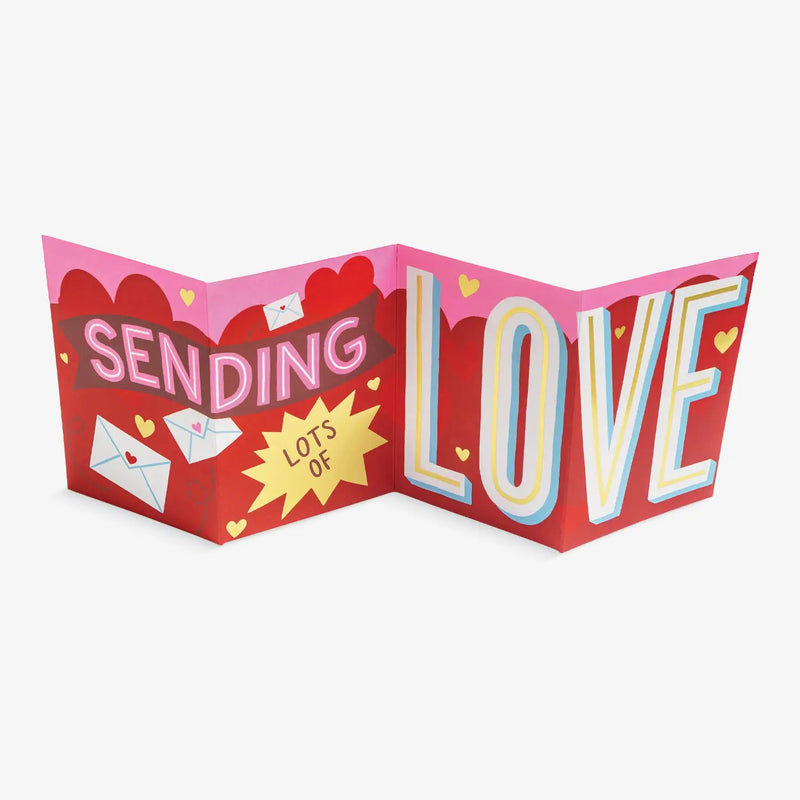 LAgom-Grusskarte-Ziehharmonika-Karte-Ruby-Taylor-Sending-Lots-Of-Love-aufgeklappt