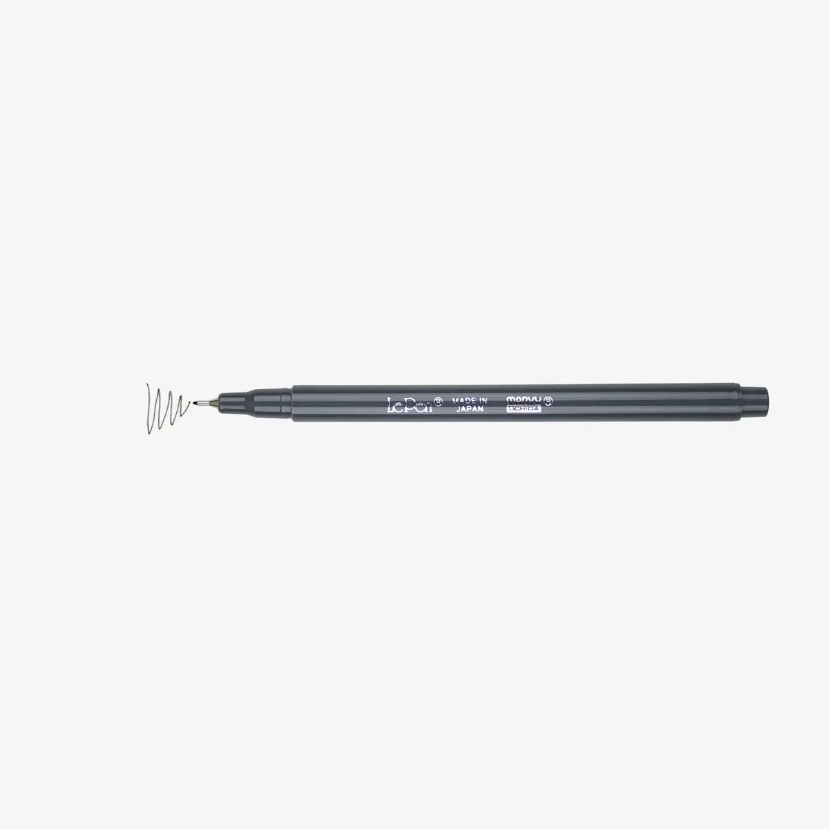 Marvi-Uchida-Le-Pen-Fineliner-water-based-no21-Dark-Grey-Stift-ohne-Kappe-mit-Strich