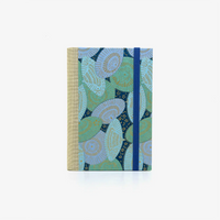 Notizbuch-blanko-9x14cm-224seiten-cover-mit-chiyogami-Motiv-Sonnenschirme-blau-vorn
