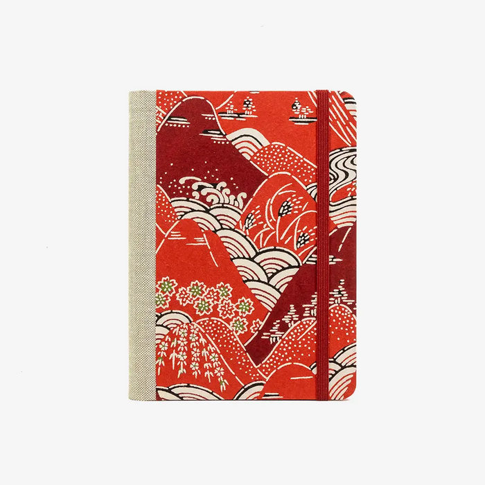 Notizbuch-liniert-12x16.5cm-244seiten-Katazome-Shi-Motiv-Berge-rot-cover-von-vorn