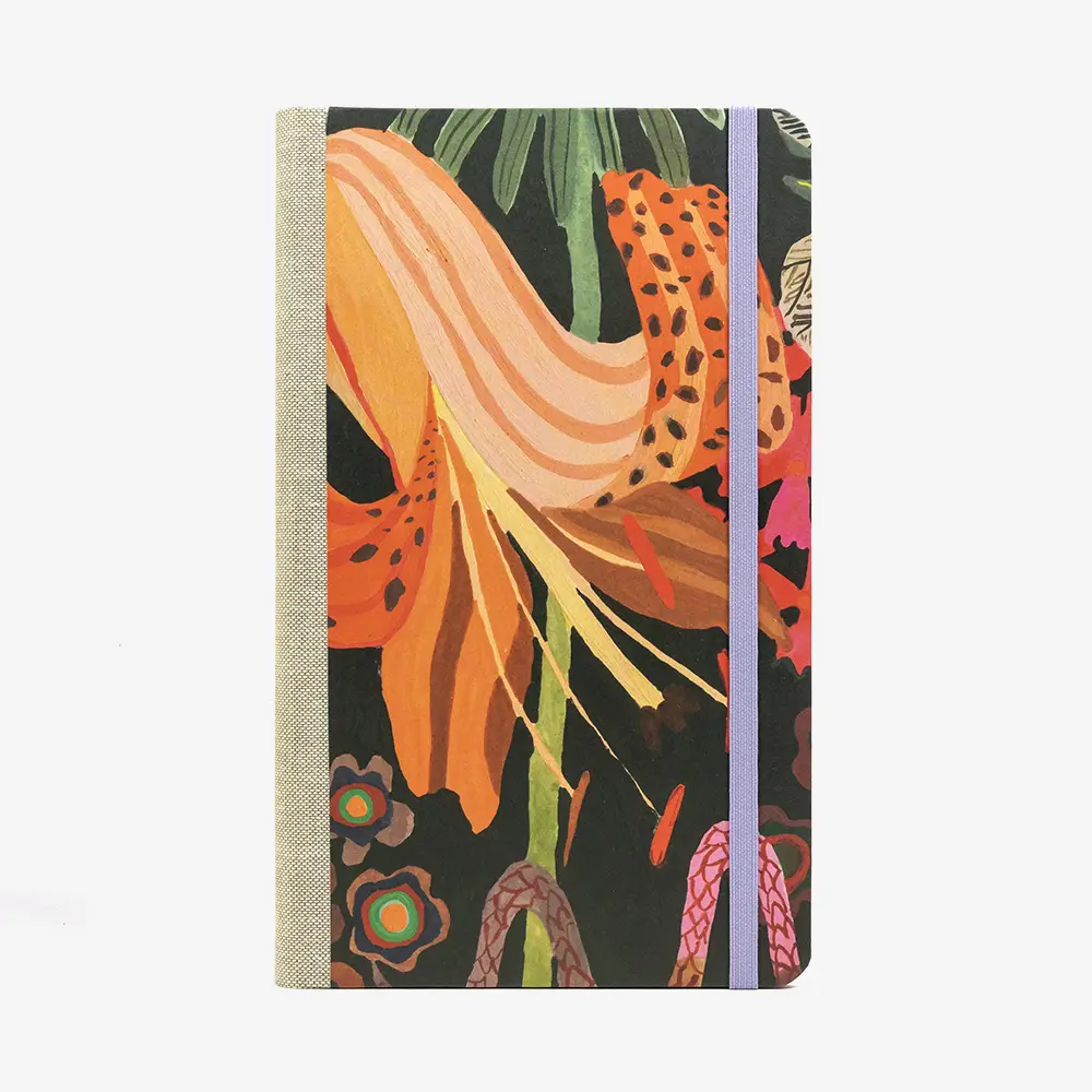 Notizbuch-liniert-13x21cm-Offset-192-Seiten-Motiv-grosse-Blume-auf-schwearz-cover-von-Vorn