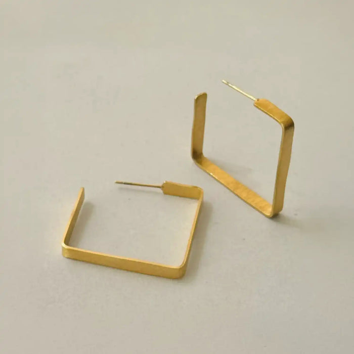 Ohrringe | Edelstahl | 14k vergoldet | Minimal Gebürstete Geometrische Quadrate | 30mm x 30mm x 4mm