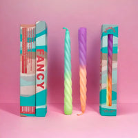 Pink-Stories-FAncy-Kerzen-2-Stueck-Rainbow-Studio-Kollektion-verpackung-und-Kerzen