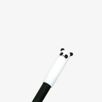 Radierbarer-Stift-mit-Panda-Print-Weiss-Schwarz-Pandastic-Produktansicht-Stiftekappe