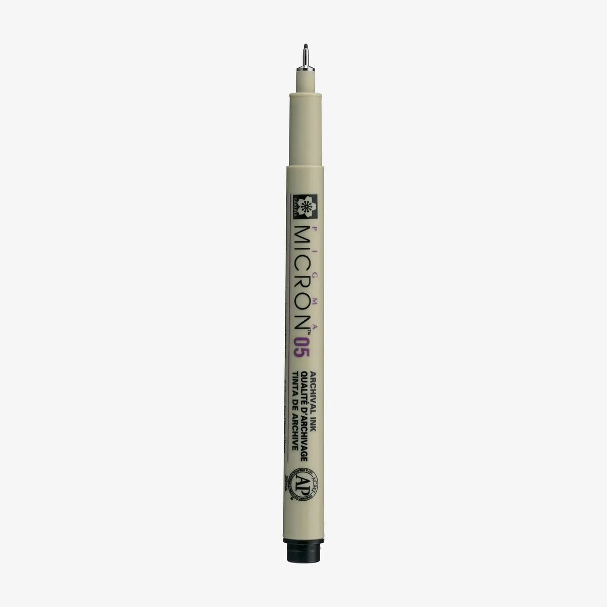Sakura-Pigma-Micron-05-Fineliner-Schwarz-Stift-offen-Produktansicht