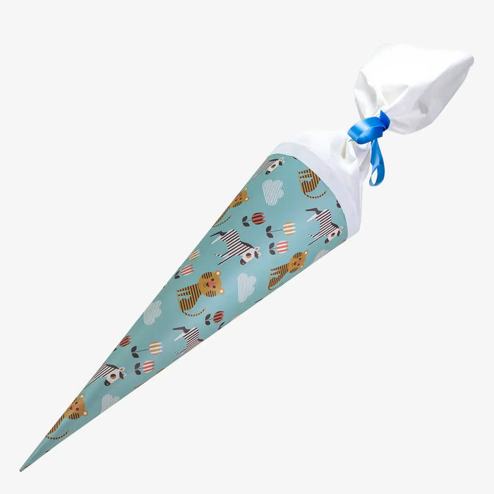 Schultuete-50cm-Safari_-grauer-Hintergrund
