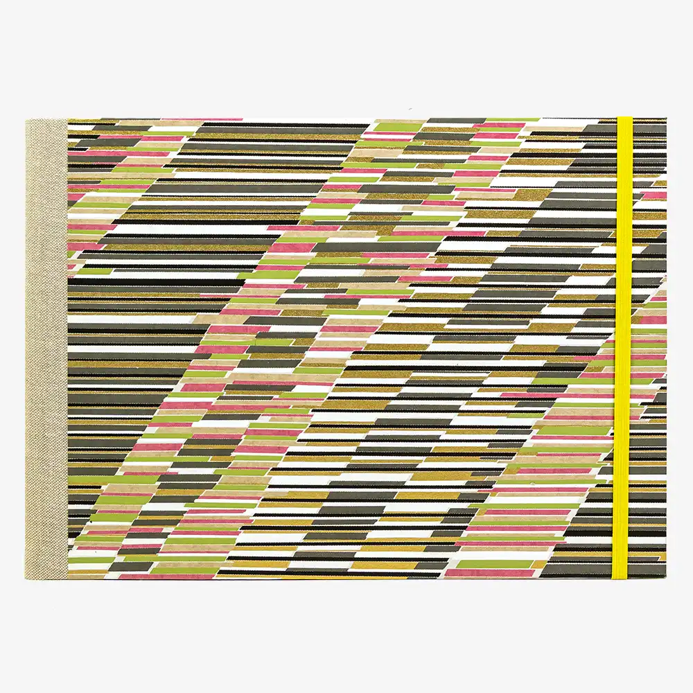 Skizzenbuch-A4-quer-cover-Chiyogami-papier-Motiv-Muster-mit-versetzten-Strichen-grau-von-vorn