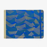 Skizzenbuch-A5-Quer-192seite-Cover-Chiyogami-Motiv-Saitenspiel-blau-vorn