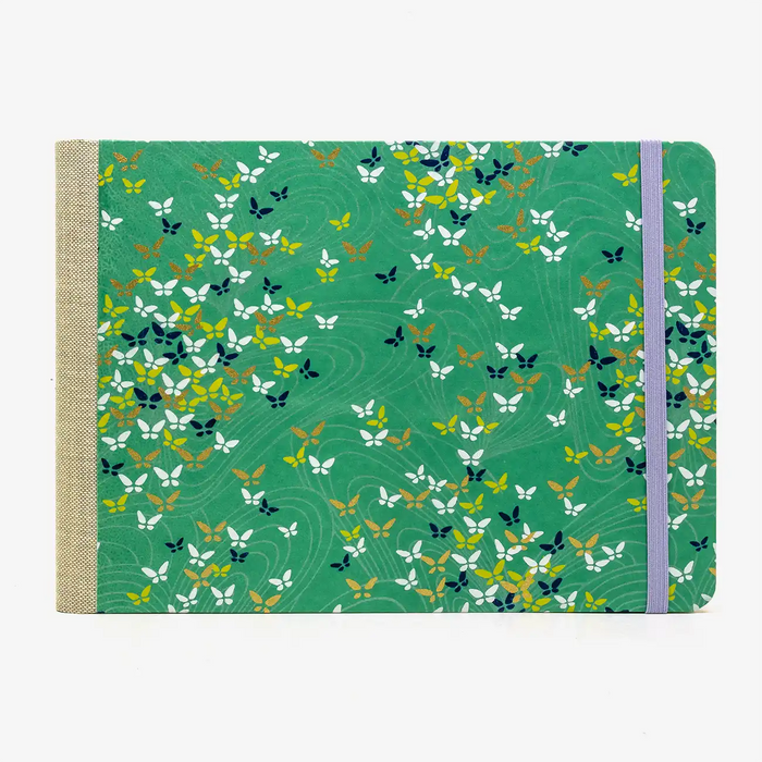 Skizzenbuch-A5-Quer-192seite-Cover-Chiyogami-Motiv-Schmeterlinge-auf-gruen-vorn