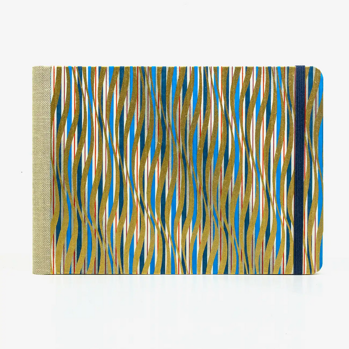 Skizzenbuch-A5-Quer-192seite-Cover-Chiyogami-Motiv-Streifen-gewellt-gold-blau-vorn