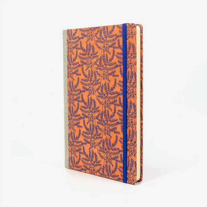 Skizzenbuch-blanko-A5-160seiten-cover-Lokta-papier-Motiv-zweige-blau-auf-orange-seitlich-vorn