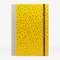 Skizzenbuch-leer-17x24cm-192seiten-cover-mit-Chiyogami-Papier-Motiv-Polkadots-Gold-auf-gelb