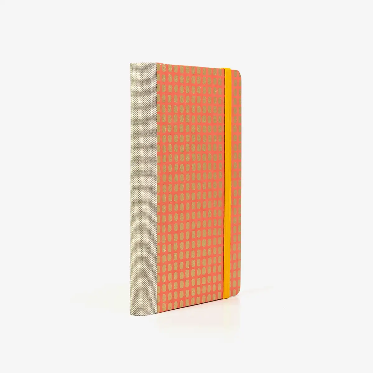 Wochenplaner-A6-design-Chiyogami-Papier-Squares-gold-auf-peachy-seitlich-von-hinten