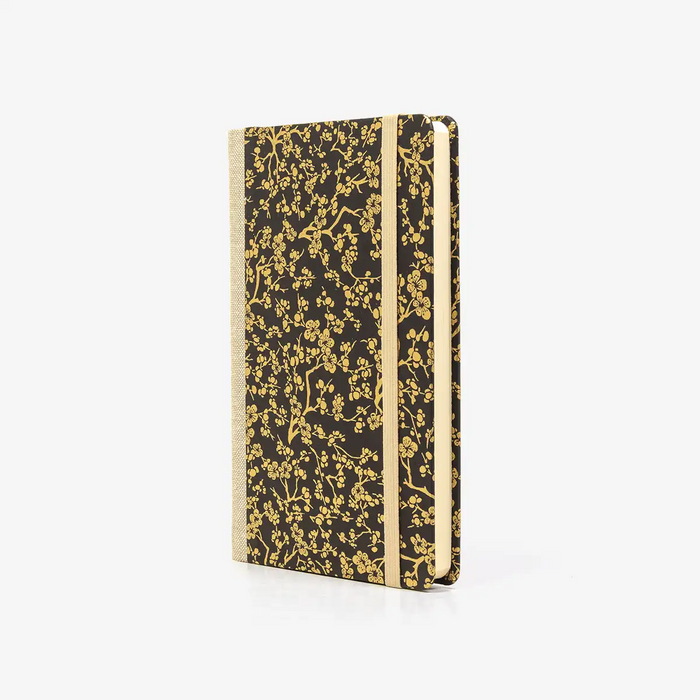 Wochenplaner-A6-design-Chiyogami-Papier-goldene-Kirschblueten-auf-schwarz-seitlich-von-vorn