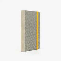 Wochenplaner-A6-design-Chiyogami-Papier-silberne-Blumen-seitlich-von-hinten