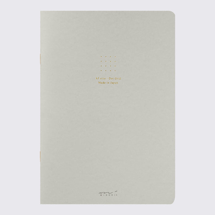 Notizheft-von-Midori-Dotted-Grau-Cover-vorn-Produktansicht