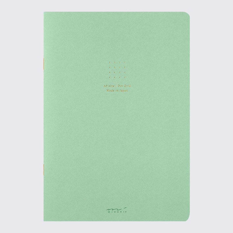 Notizheft-von-Midori-Dotted-Grün-Cover-vorn-Produktansicht