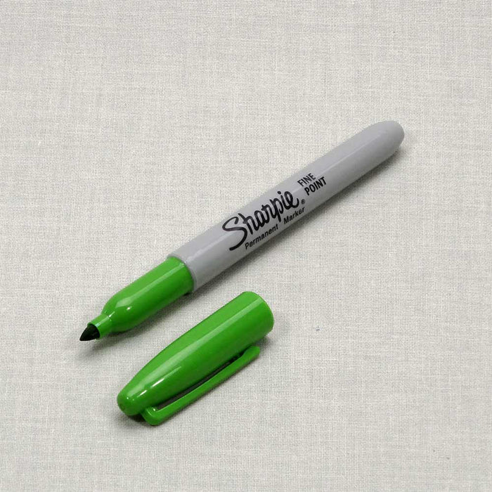 Sharpie / Permanent Marker / fine
