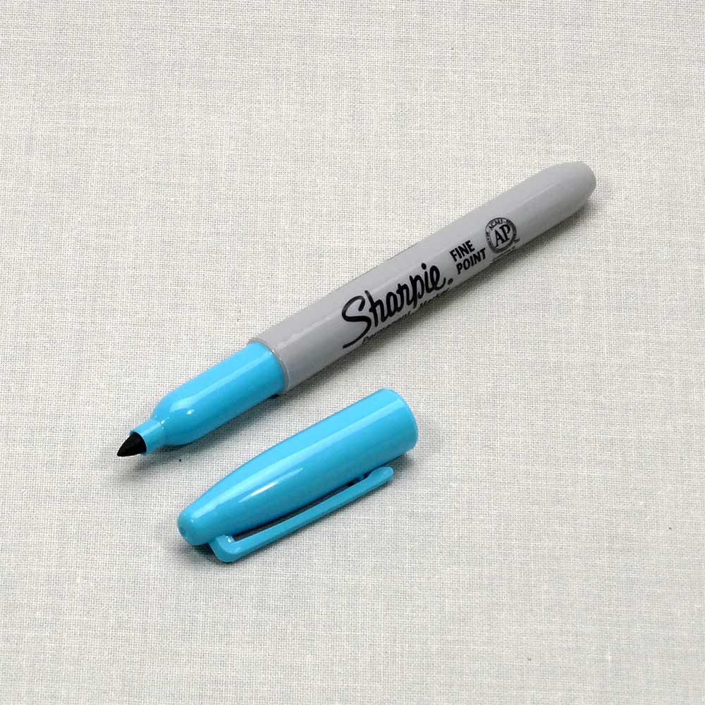 Sharpie / Permanent Marker / fine